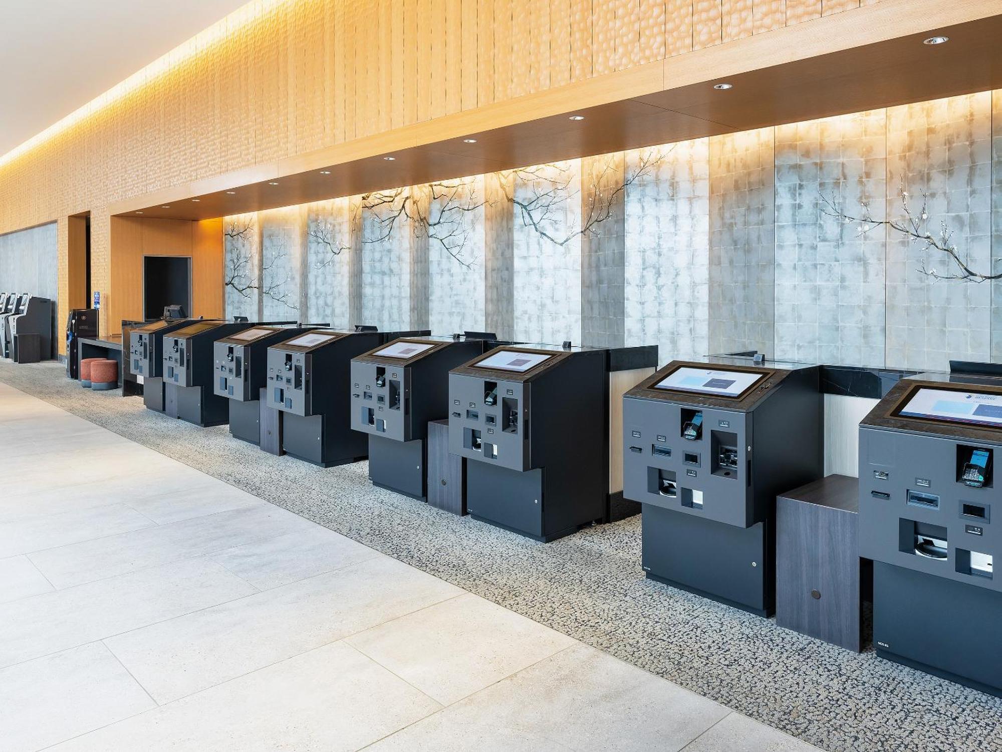 Hotel Hankyu Respire Осака Екстериор снимка